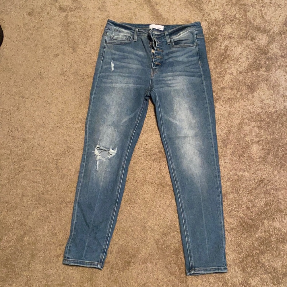 VICI distressed jean. Size 30. Stretchy.